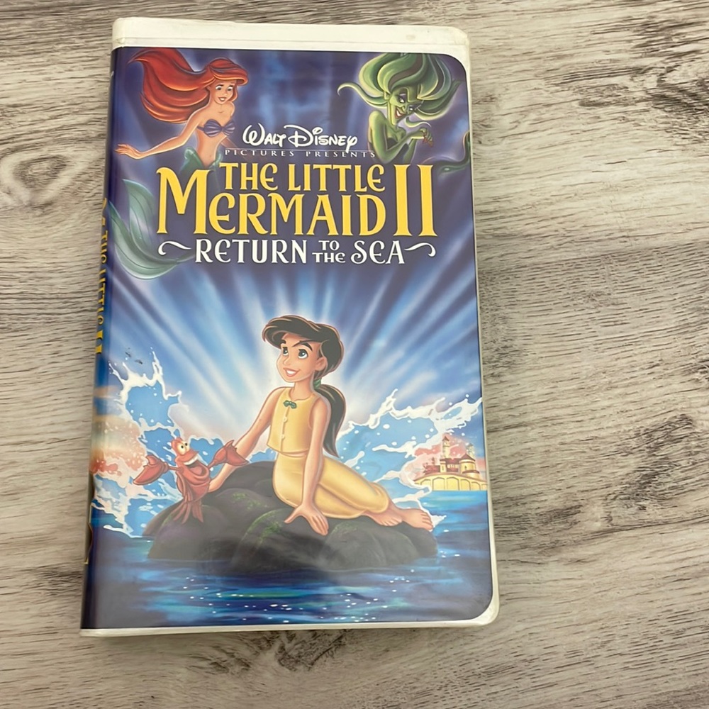 The Little Mermaid II Return to the Sea- VHS Movie - 2000 Animated Disney Movie